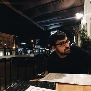 Meet your Posher, Gregory